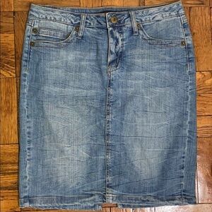 Zana Di denim pencil skirt with slit in back